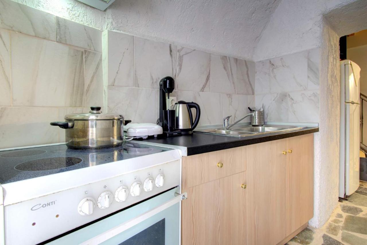 Ferienwohnung Παραδοσιακό Σπίτι Στο Χωριο Agioi Deka  Exterior foto